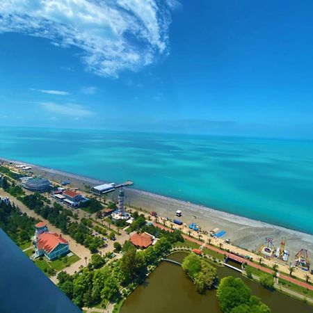 Relax And Unwind Premier Sea View Aparthotel In Batumi Exterior foto