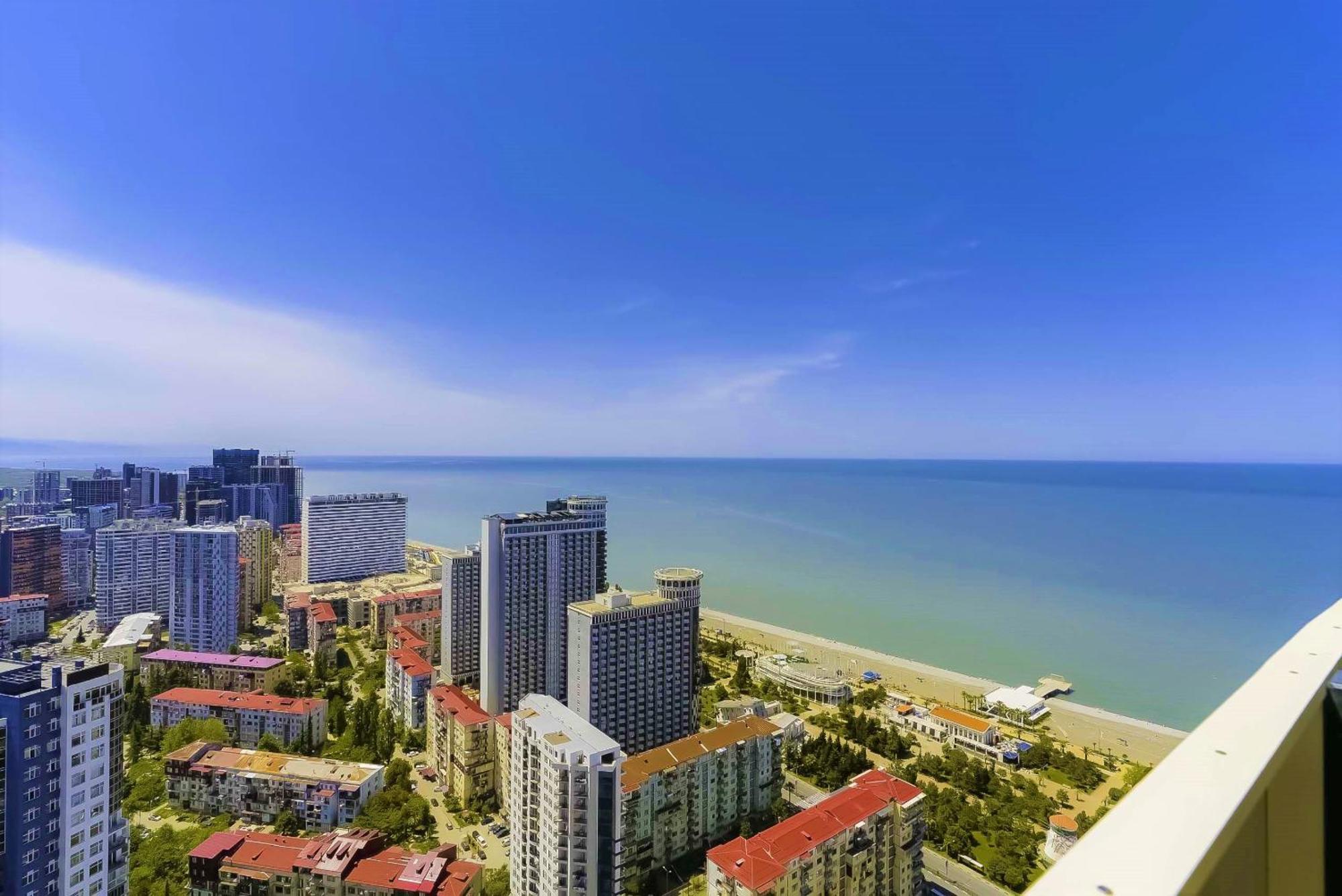 Relax And Unwind Premier Sea View Aparthotel In Batumi Exterior foto